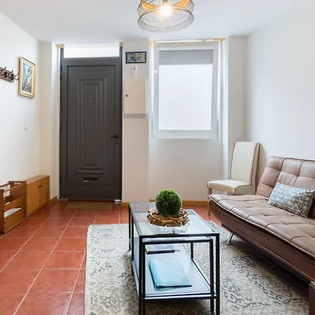 Apartment Stylish Adorable Flat In Gaia *