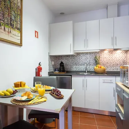 Stylish Adorable Flat In Gaia *