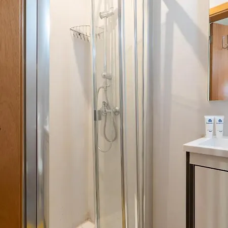 Apartment Stylish Adorable Flat In Gaia Vila Nova de Gaia