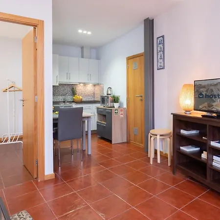 Stylish Adorable Flat In Gaia *