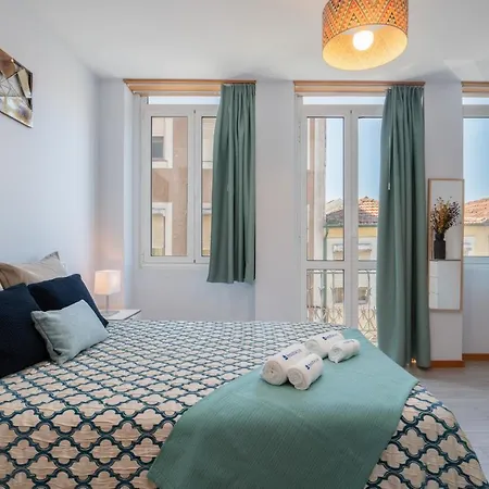 Apartment Stylish Adorable Flat In Gaia Vila Nova de Gaia